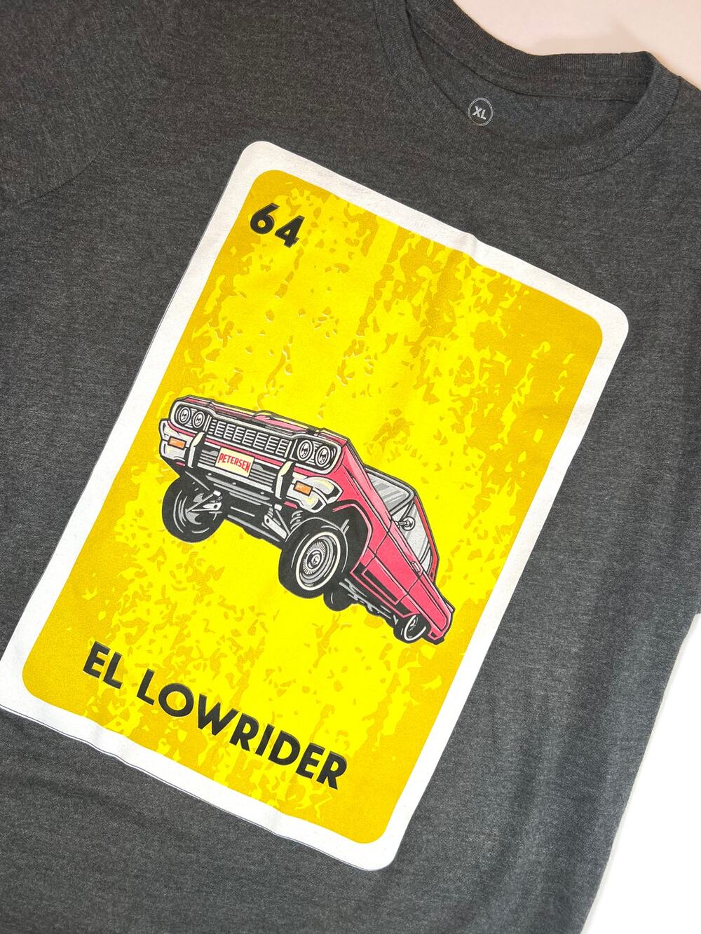 El Lowrider 64 Lotería Card Peterson Automotive Museum Grey Tee -XL - New